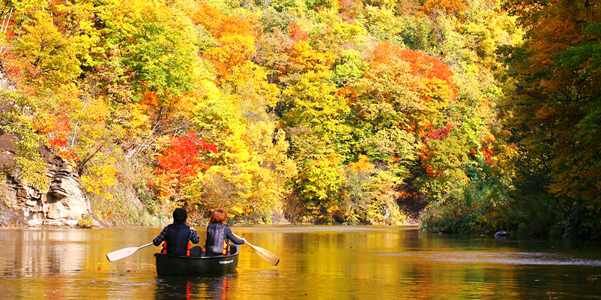 北海道の大地の実り 旬の食材を味わい 本州よりひと足先に色づく紅葉を楽しむ 9月 10月 11月 特集記事 観光スポット ようこそさっぽろ 北海道札幌市観光案内