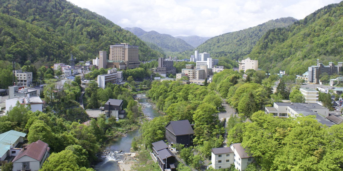 定山溪温泉街