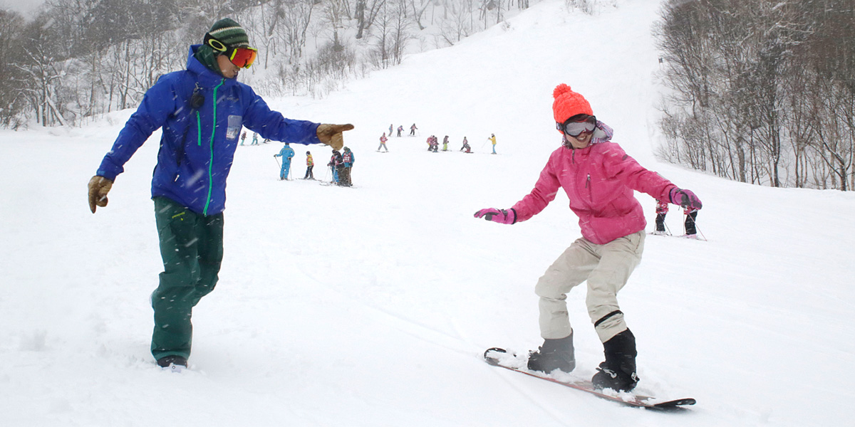 到札幌体验运动之旅！初学者也能玩转单板滑雪。