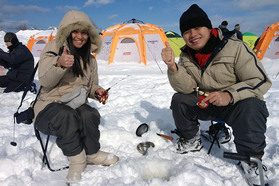 Experience wakasagi ice fishing