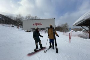 Private Ski Lesson Experience in Sapporo