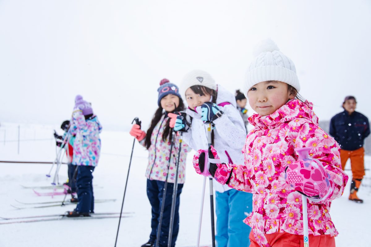 札幌の雪遊び、子どもも大人も旅行者も誰でも楽しめる。